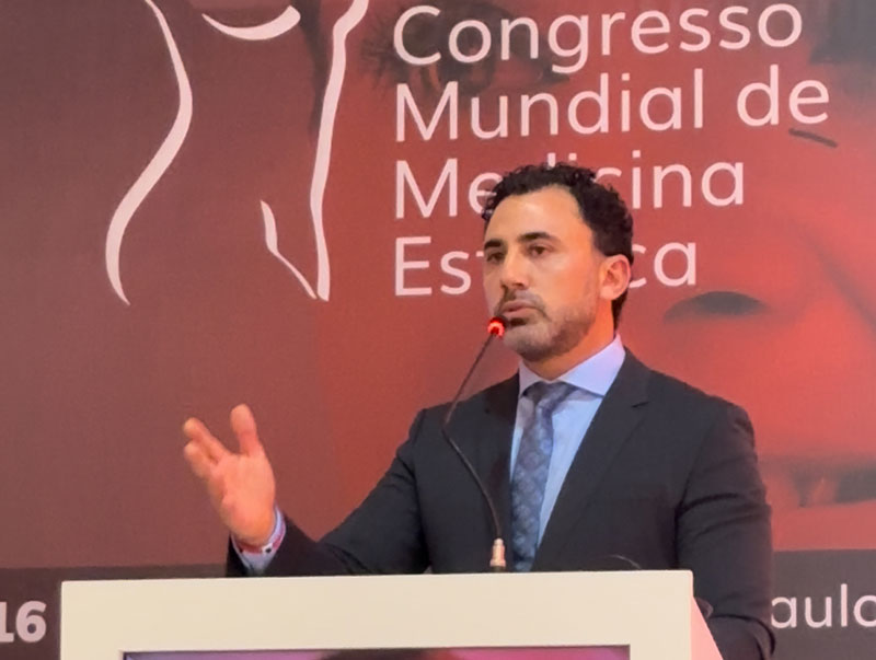 Dr Roberto Chacur em apresentação no XX Congresso Mundial de Medicina Estética