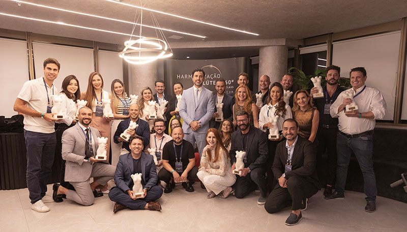 Turma de abril do curso de Harmonização glútea do Dr Roberto Chacur