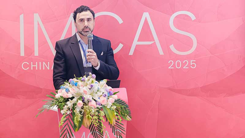 Dr Chacur no IMCAS China é speaker GoldIncision no tratamento da celulite